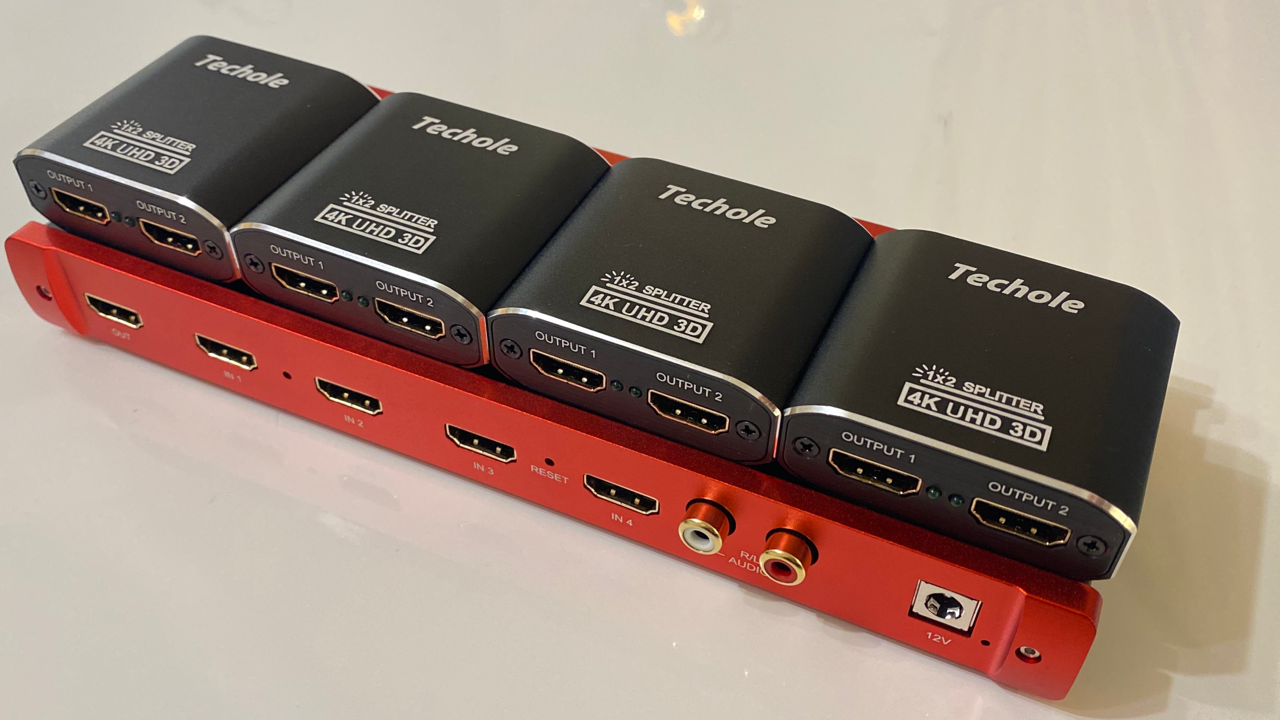 ATEM Mini Pro はここに注目！-4系統のHDMI入力とPGM/PVWを確認可能な