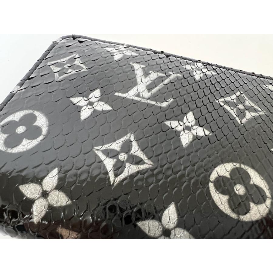 ジッピー・ウォレット LOUIS VUITTON ルイヴィトン パイソン ジッピー