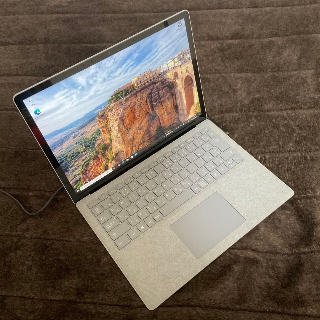 Microsoft Surface Laptop (第1世代) Microsoft Surface Laptop (1st Gen) (Intel Core i7, 16GB RAM, 512GB