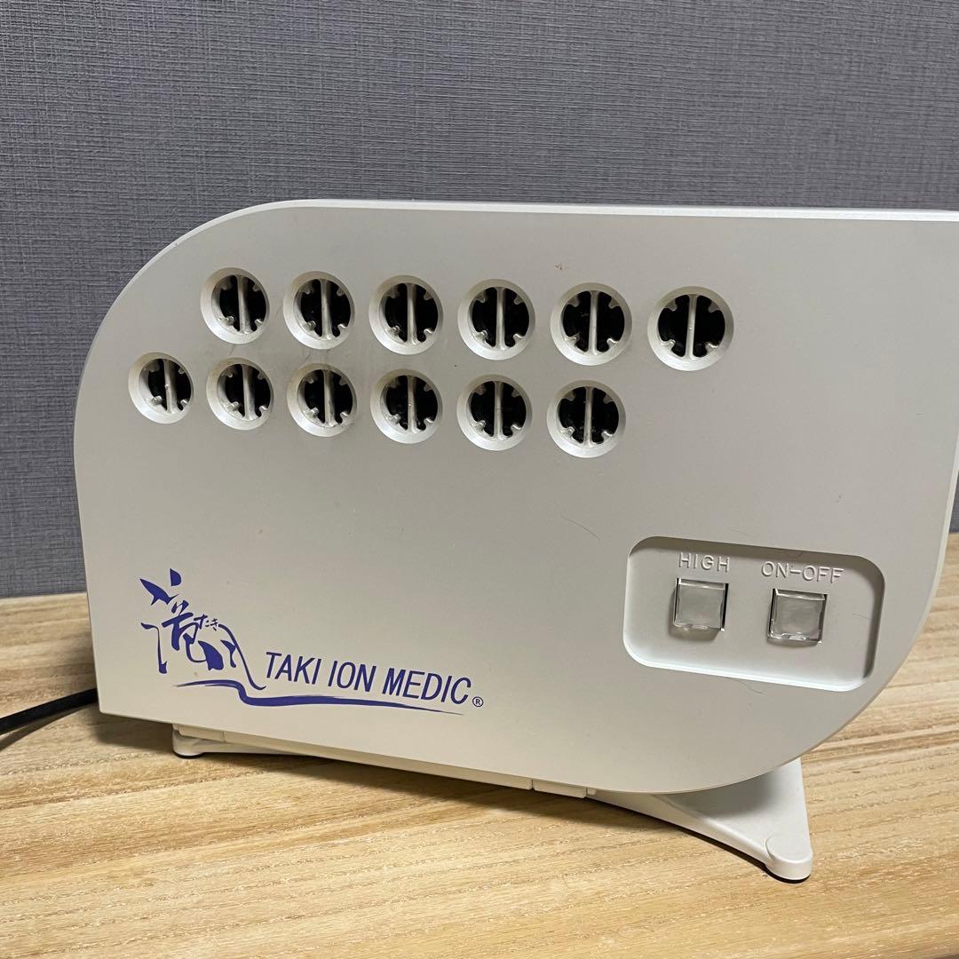 【美品】TAKI ION MEDIC イオン発生器 Amazon | マイナスイオン 発生 滝風 (たき) TAKI ION MEDIC イオン