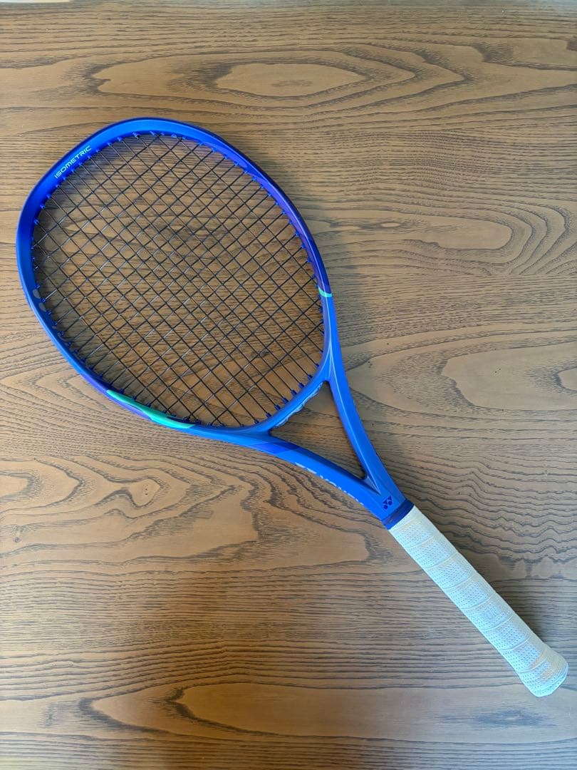 YONEX EZONE 100 TOUR テニスラケット グリップG2 - メルカリ