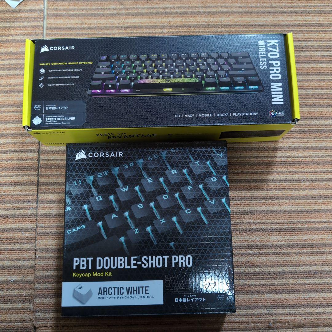 ほぼ新品Corsair K70 Pro Mini Wireless おまけ付き K70 PRO MINI WIRELESS 60% Mechanical CHERRY MX Speed Switch