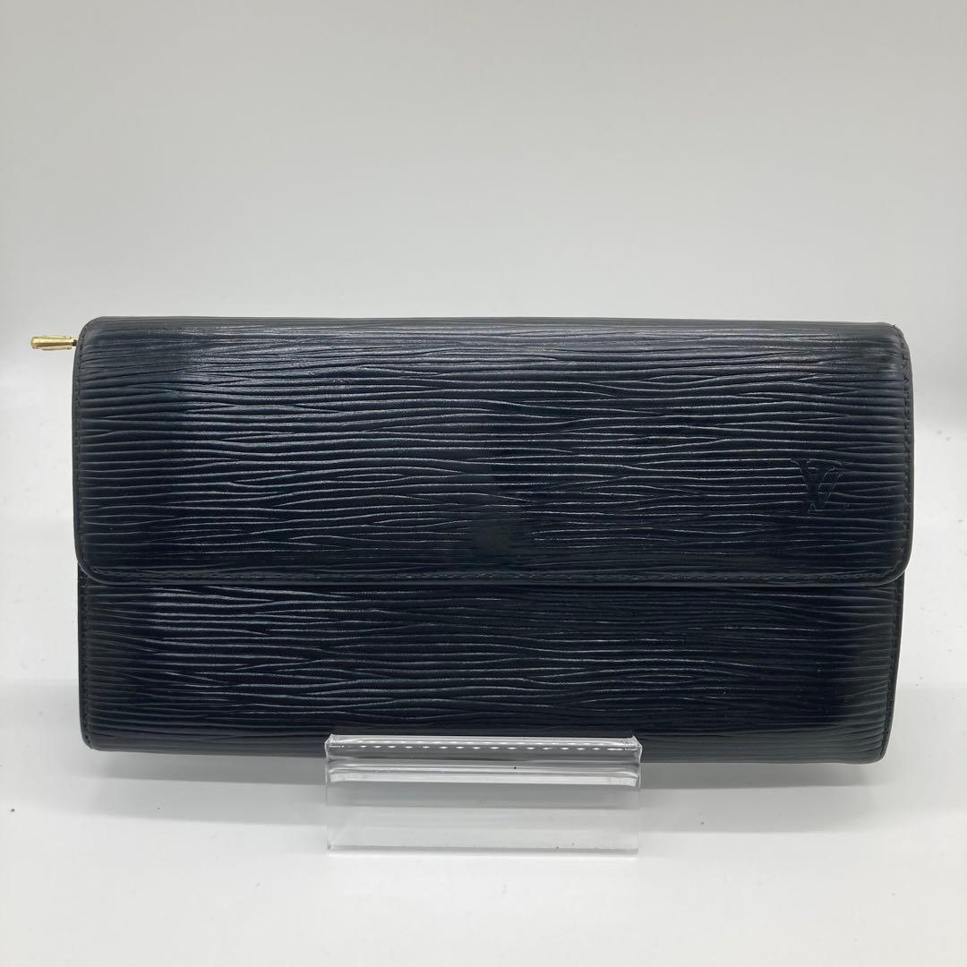 Louis Vuitton エピレザー ブラック 長財布 レザー ルイヴィトン ジッピー・ウォレット LOUIS VUITTON ルイヴィトン パイソン ジッピー