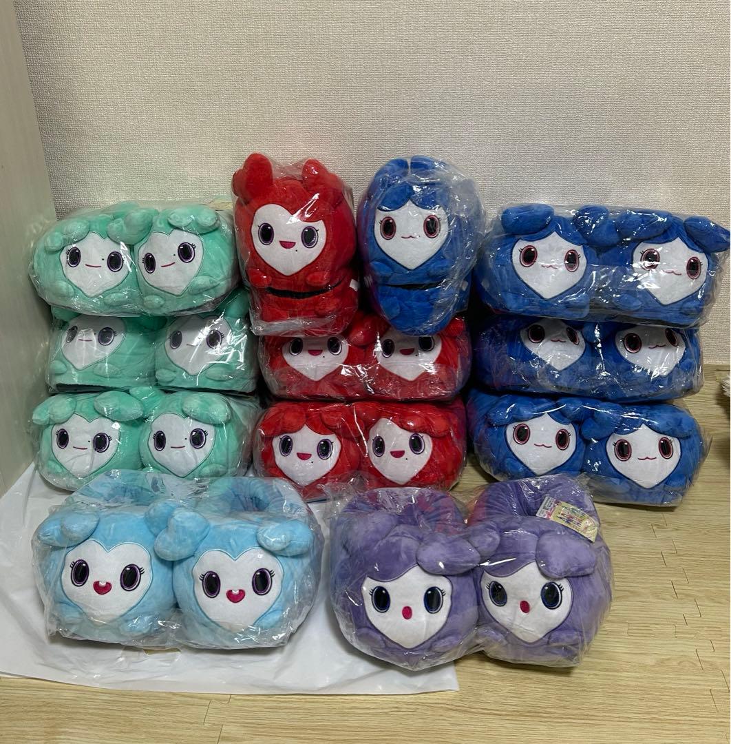 TWICE LOVELYS ぬいぐるみスリッパ スリッパ 12個セット TWICE LOVELYS ぬいぐるみスリッパ～GiGO限定～ | オンラインクレーン
